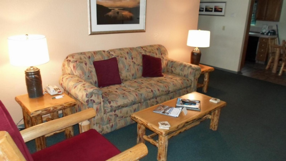 The Lodge at Lake Tahoe by VRI Resort